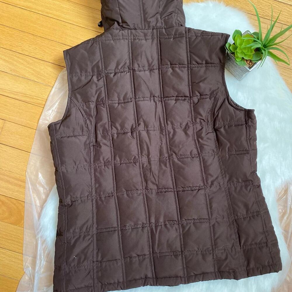 GAP Women's Brown Quilted Hooded Vest Medium - Picture 2 of 3